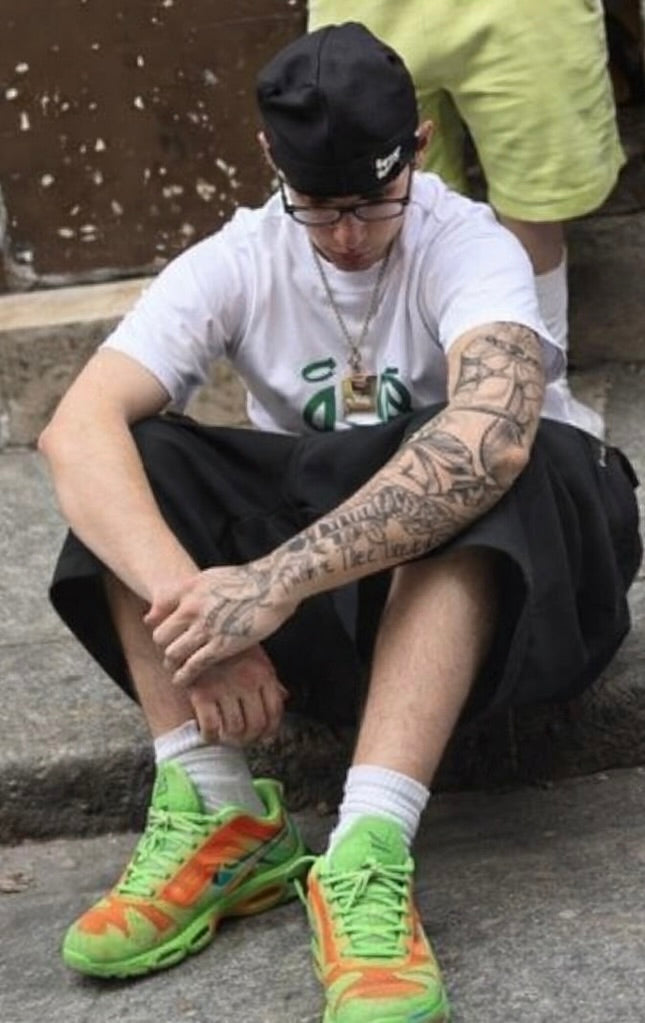 Columbus Sleeve
